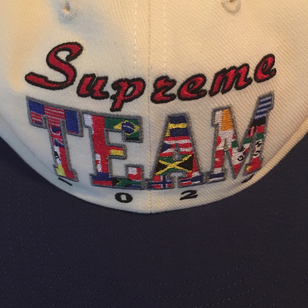 NWT SUPREME RARE TEAM 2020 6-PANEL WHITE NAVY HAT - Picture 7 of 7